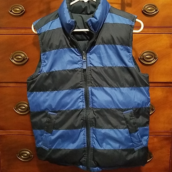 Gap Kids puffer vest - Picture 3 of 7